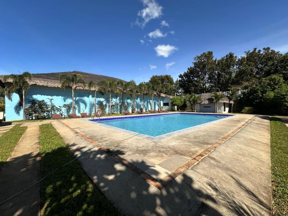 amici resort hotel laoag