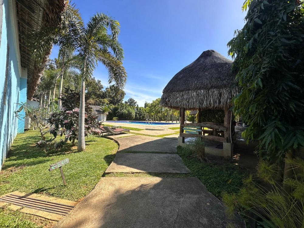 amici resort hotel laoag