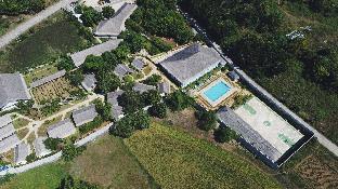 amici resort hotel laoag