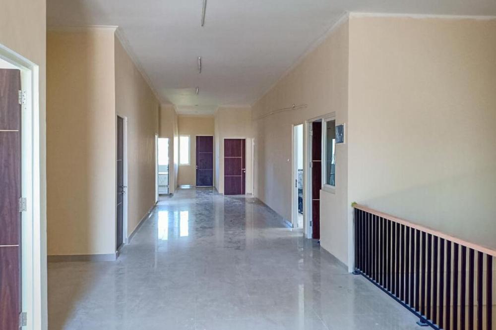 reddoorz sukomanunggal surabaya