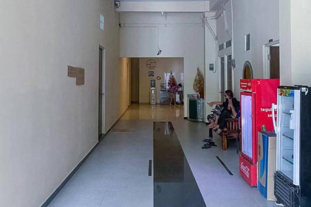 reddoorz sukomanunggal surabaya