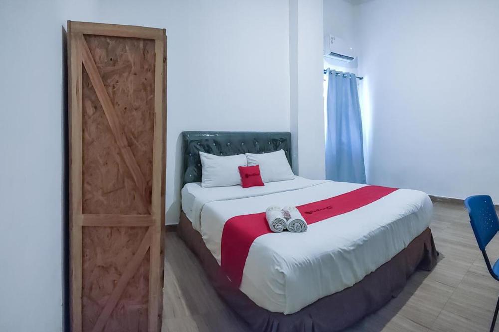 reddoorz sukomanunggal surabaya