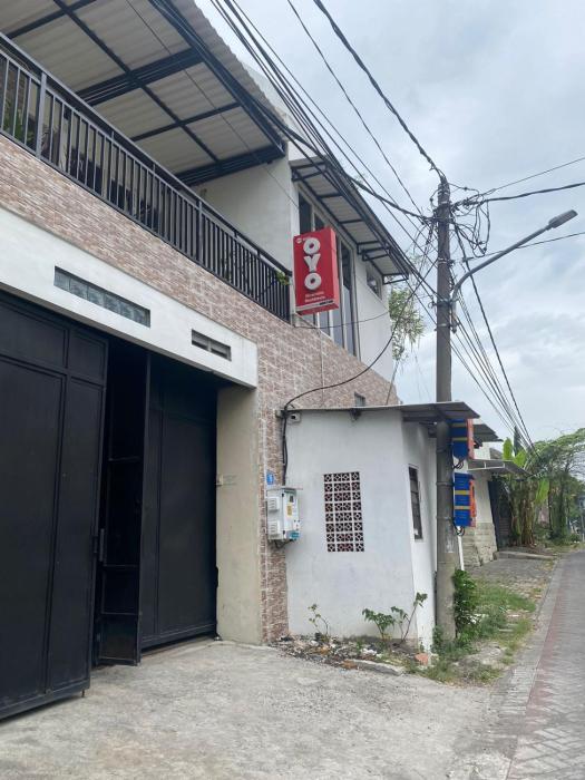 reddoorz sukomanunggal surabaya