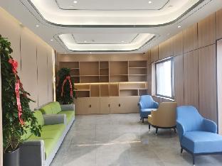 green tree inn urumqi sangong metro station exit