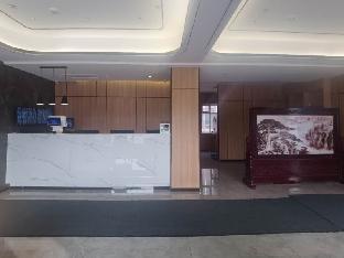 green tree inn urumqi sangong metro station exit