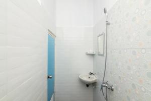 reddoorz syariah near tanjung pinang city center