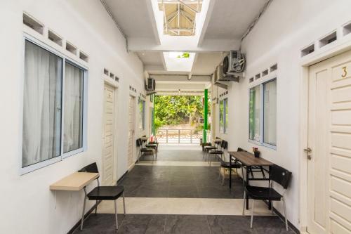 reddoorz syariah near tanjung pinang city center