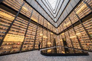 atour s hotel shanghai hongqiao center aiqinhai mall