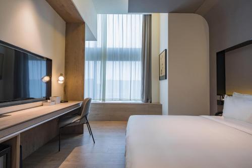 atour s hotel shanghai hongqiao center aiqinhai mall