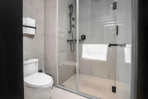 atour light hotel hangzhou xiasha