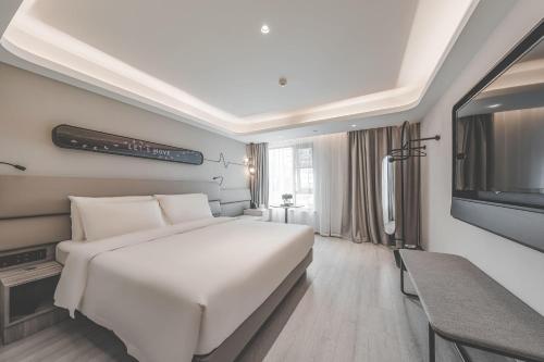 atour light hotel hangzhou xiasha