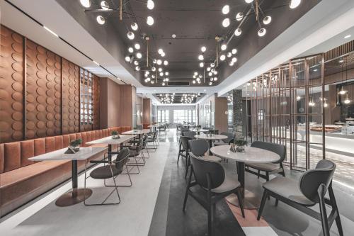 atour light hotel hangzhou xiasha