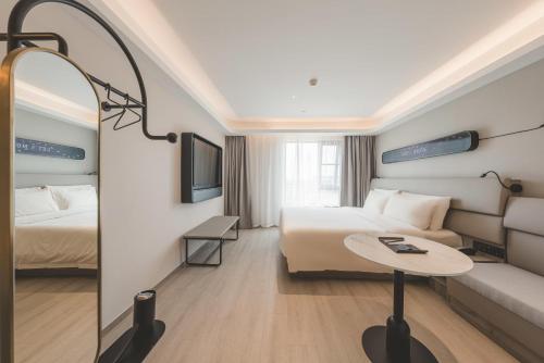 atour light hotel hangzhou xiasha