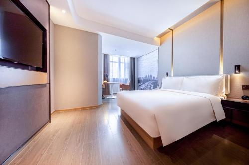 Atour Hotel Guangzhou Huanggang Luogang Science City,China>>Guangzhou,4 star