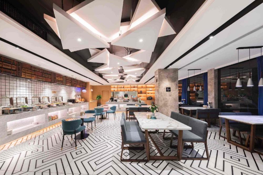 atour hotel changsha international finance square