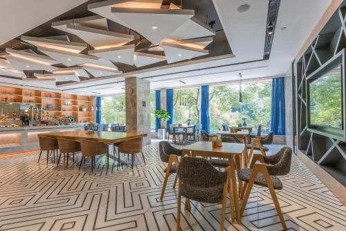 atour hotel changsha international finance square