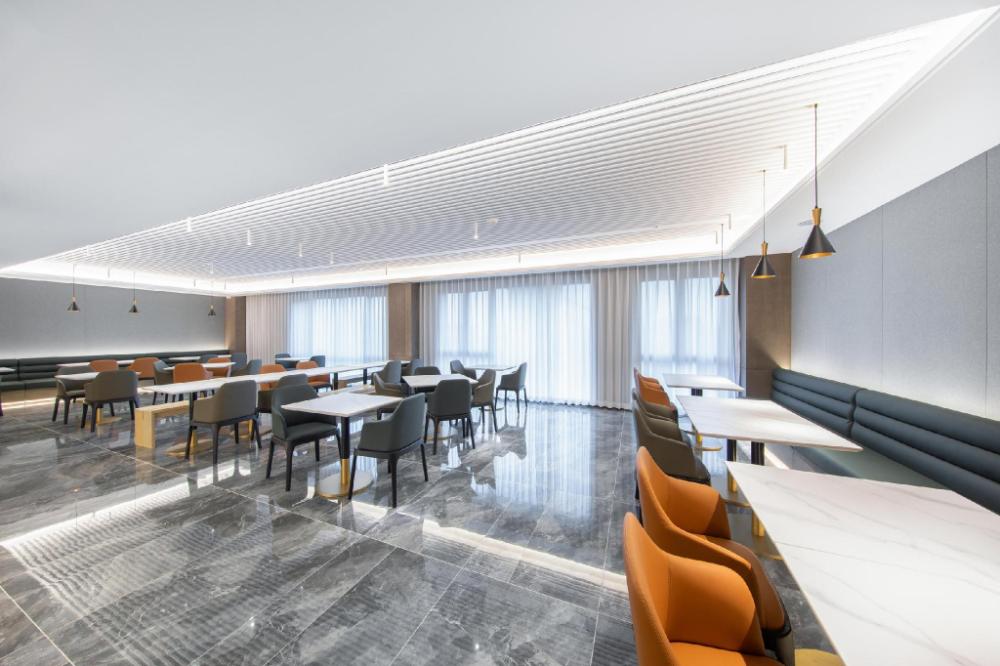 atour hotel ji nan east jingshi road cultural tourism city