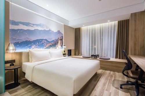 Atour Hotel Qingdao Fuzhou Road Sakura Town,China>>Qingdao,4 star