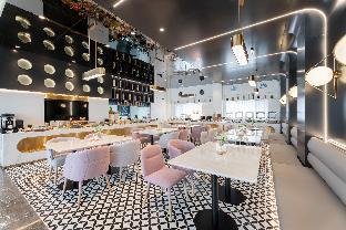 atour light hotel dalian xinghai plaza xian road