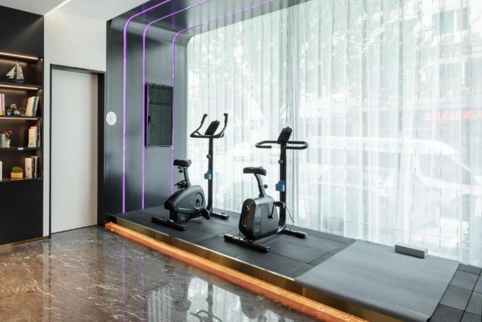 atour light hotel dalian xinghai plaza xian road
