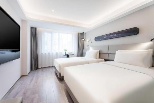 atour light hotel dalian xinghai plaza xian road