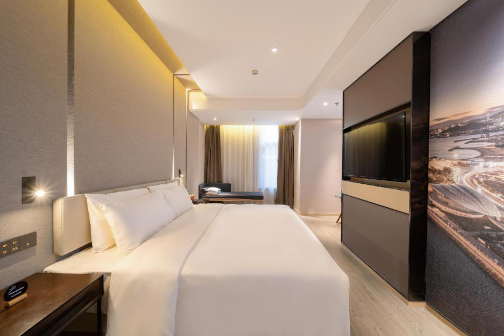 atour hotel dalian north railway station hua nan plaza