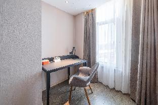 atour hotel dalian north railway station hua nan plaza