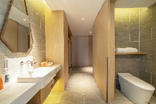 atour hotel dalian north railway station hua nan plaza