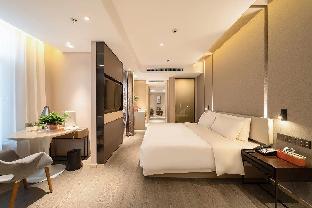 atour hotel dalian north railway station hua nan plaza