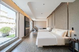atour hotel dalian north railway station hua nan plaza
