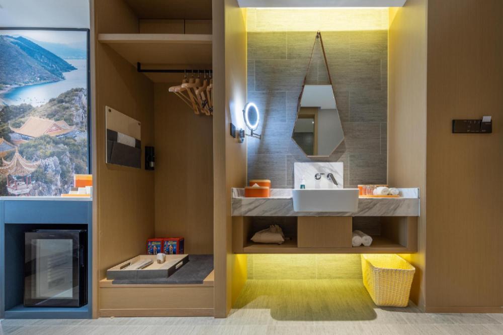 atour hotel kunming cuihu