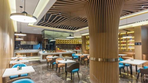 atour hotel kunming cuihu