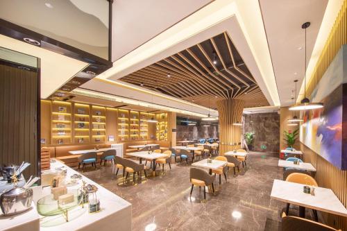 atour hotel kunming cuihu