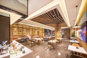 atour hotel kunming cuihu