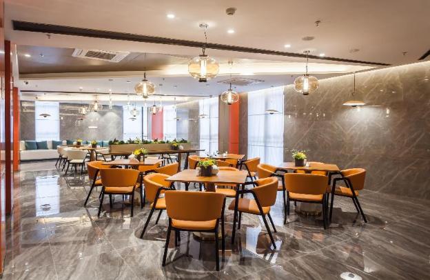 atour hotel shenyang south railway station municipal government