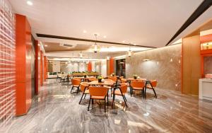 atour hotel shenyang south railway station municipal government