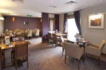 premier inn high wycombe central