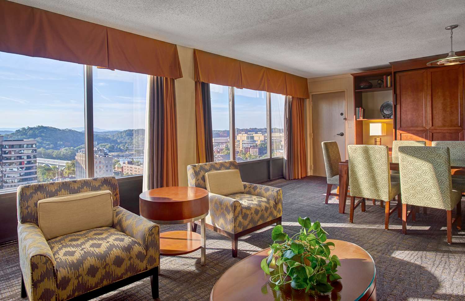 hilton knoxville