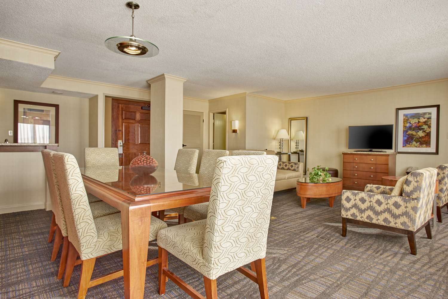 hilton knoxville