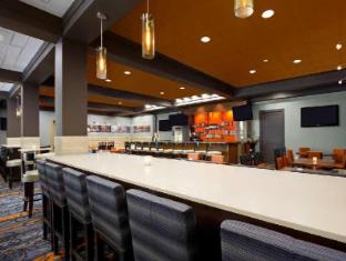 hilton knoxville