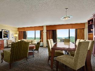 hilton knoxville