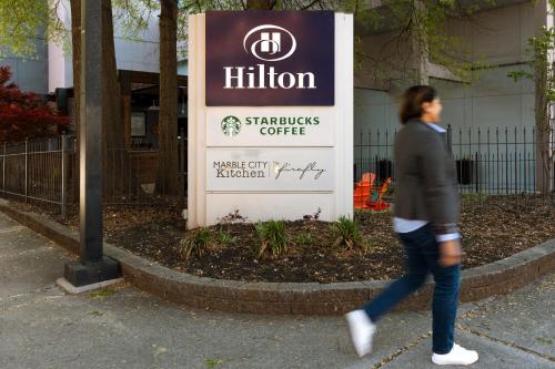 hilton knoxville