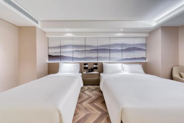 nihao hotel chengdu xipu baicao road metro station