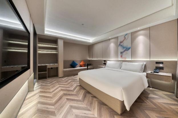 nihao hotel chengdu xipu baicao road metro station