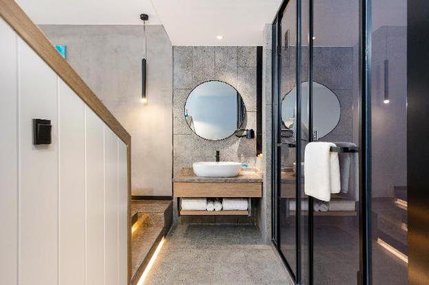 starway hotel shenyang tiexi dream factory