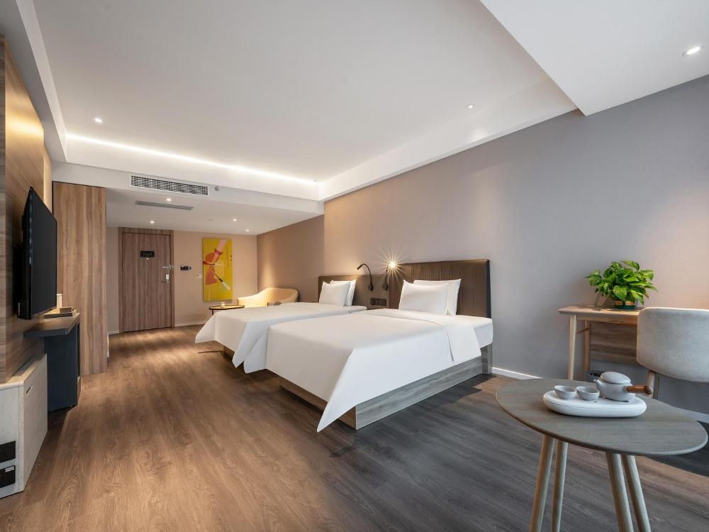 hanting hotel jinan west station zhanqian square
