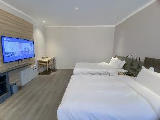 hanting hotel tianjin binhai airport economic zone metro station