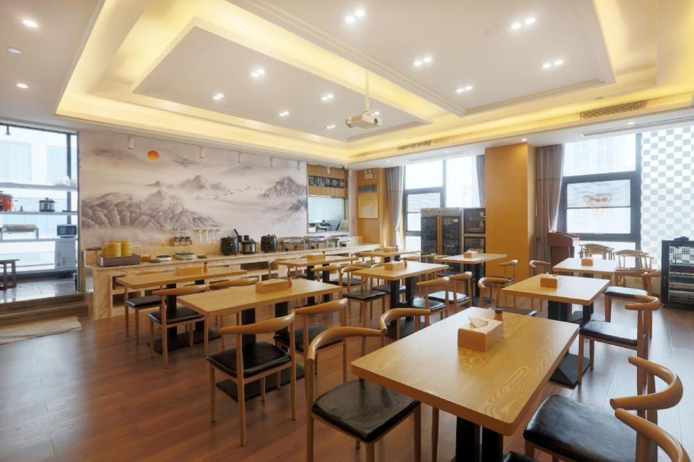 starway hotel nanchang west station wohua plaza