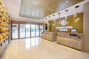 starway hotel nanchang west station wohua plaza