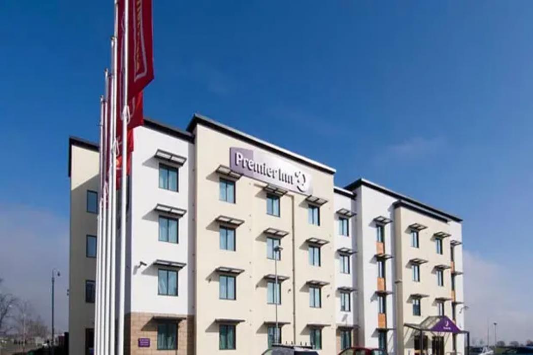 premier inn widnes